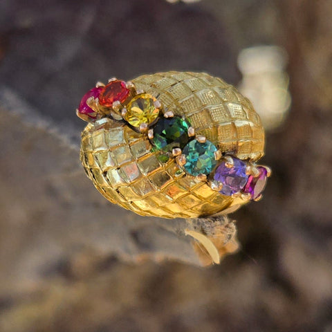 Rainbow Gemstone Engraved 18k Gold Antique Ring